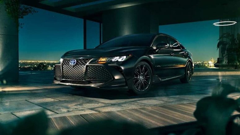 Toyota Avalon enters 2022 with XSE Hybrid Nightshade Edition