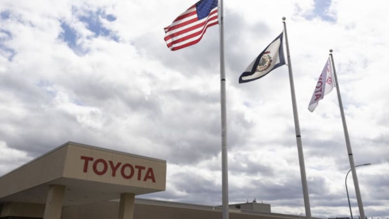 Toyota expands electric car parts production at 2 U.S. plants