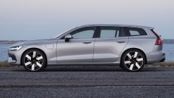 2023 Volvo S60 And V60 Facelift Quietly Unveiled With Subtle Changes And An Android-Based Infotainment