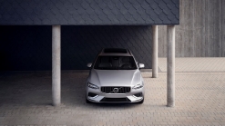 2023 Volvo S60 And V60 Facelift Quietly Unveiled With Subtle Changes And An Android-Based Infotainment