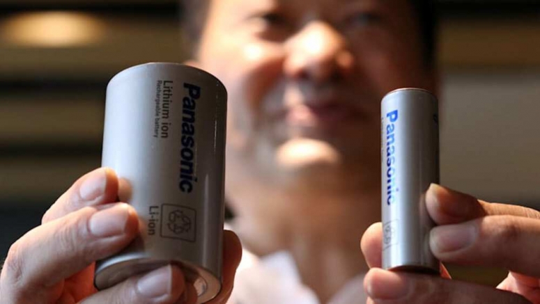 Panasonic plans massive new U.S. plant to build Tesla batteries