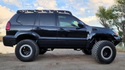 This Heavily-Modified Lexus GX470 Is An Off-Roader's Dream