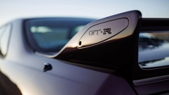 This Midnight Purple R33 Nissan Skyline GT-R With Under 1,000 Miles Is A Rolling Time Capsule From 1995