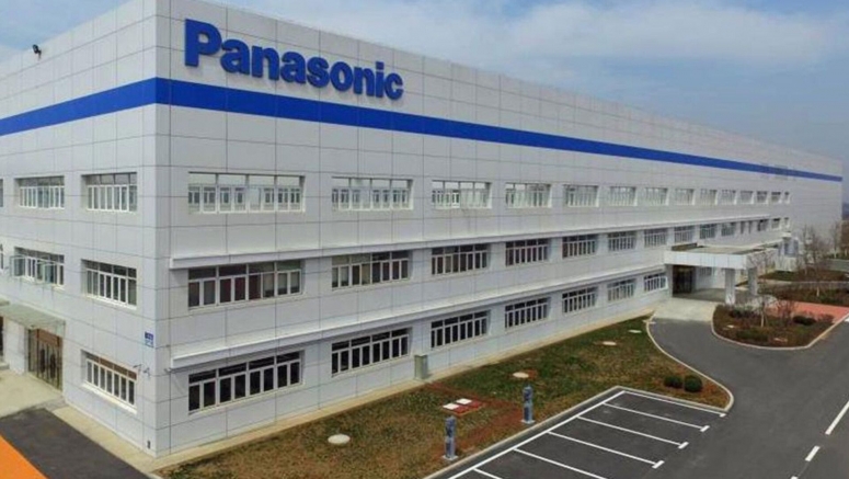 Panasonic To Build World's Largest EV Battery Factory For Tesla In Kansas