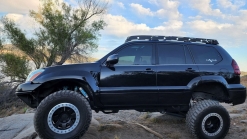 This Heavily-Modified Lexus GX470 Is An Off-Roader's Dream