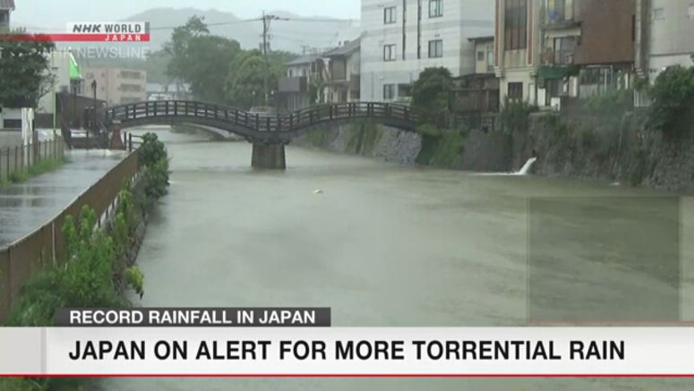 Rain continues to lash western, eastern Japan