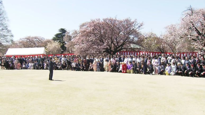 Lack of financial reporting by Abe's group Lack of financial reporting by Abe's group