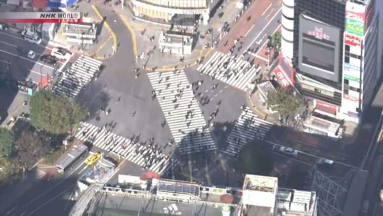 Shorter hours for giant screens in Shibuya