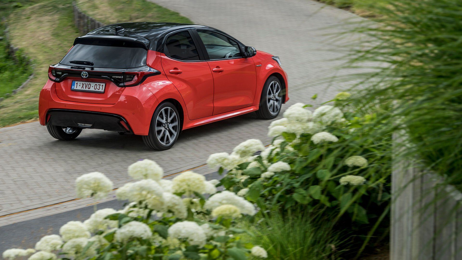 Тойота Yaris 2020