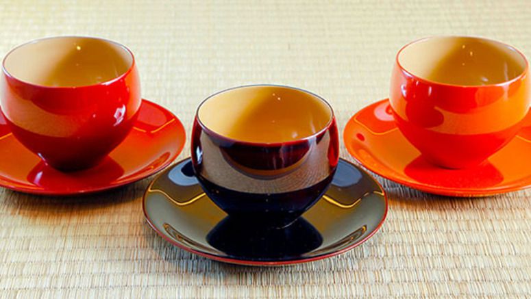 KYOTO GOES KAWAII: Lacquerware maker goes modern to lure young customers