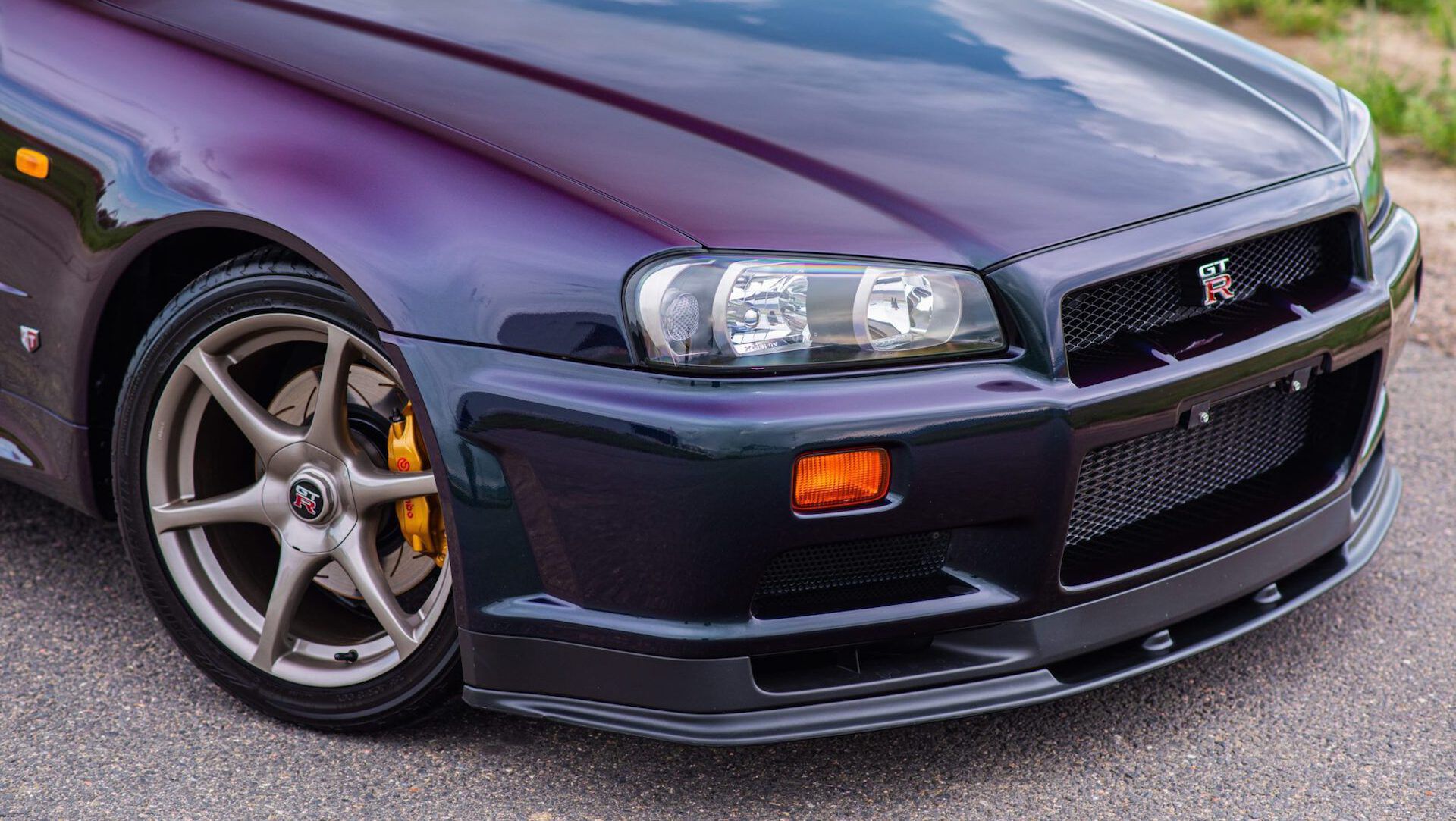 Nissan Skyline GTR r34 Midnight Purple
