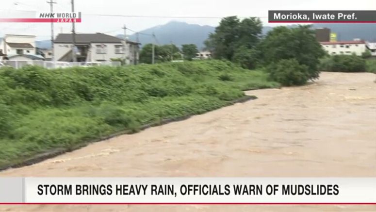 Storm brings heavy rain, officials warn of mudslides