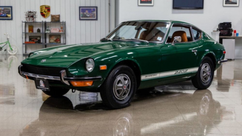 Grab this 1971 Datsun 240Z with 21k miles on Bring a Trailer