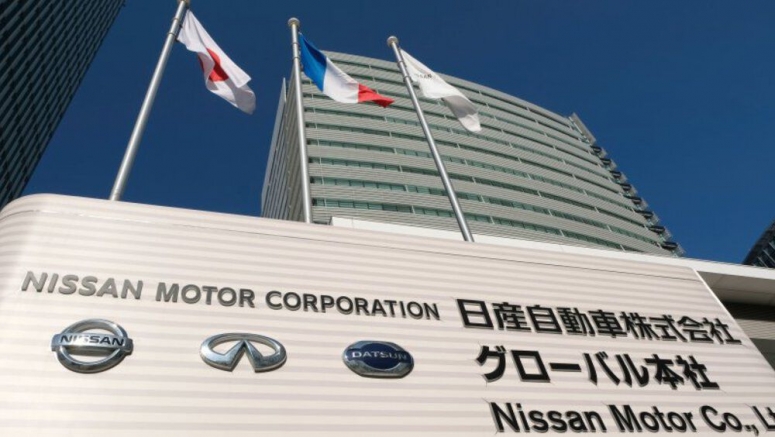 Renault shares hit six-year low on rumors of Nissan split