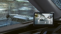 Lexus debuts side-view cameras on European ES 300h