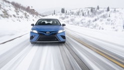 2020 Toyota Camry AWD First Drive | What's new, all-wheel drive, fuel economy