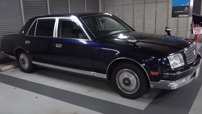 This V12-Powered Toyota Century Sounds Like A Supercar