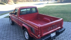 1989 Jeep Comanche Invites You To Be A Pioneer, Not A Gladiator