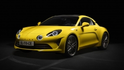 Alpine A110 Légende GT and Color Edition: Two ends of the sports car spectrum