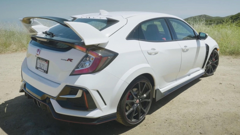 2020 Honda Civic Type R First Reviews Are Out; Should We Get Hyped About It?