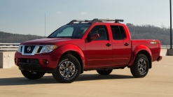 2020 Nissan Frontier pricing is driven up by the new V6