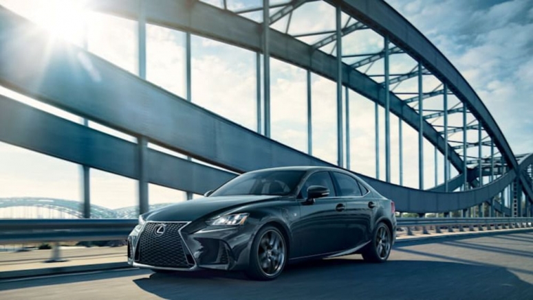Report: Lexus to add V8-powered IS 500 for 2021
