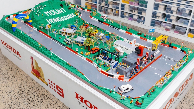 LEGO: Australia's Mount Panorama Circuit Recreated Using 150,000 Bricks With A Honda Twist