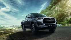 2020 Toyota Hilux Has Tweaked Looks And A New 2.8-Liter Diesel