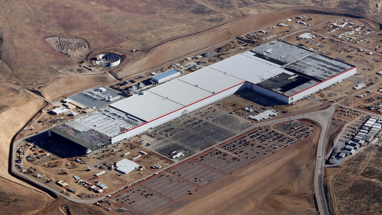 Tesla Signs New Deal With Panasonic For Lithium Ion Battery Cells Tesla Signs New Deal With Panasonic For Lithium Ion Battery Cells
