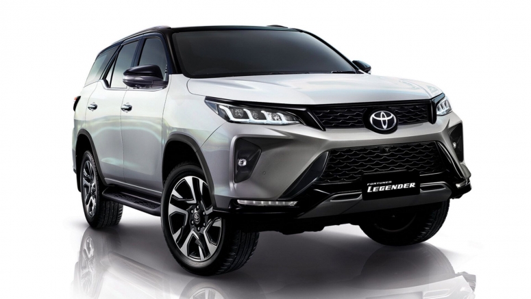 2021 Toyota Fortuner: Hilux's 7 - Seater SUV Sibling Gets A Facelift Too 2021 Toyota Fortuner: Hilux's 7-Seater SUV Sibling Gets A Facelift Too
