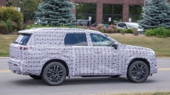2022 Nissan Pathfinder Shows Big Infotainment Screen In Its Spy Debut