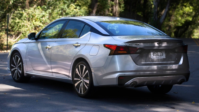 Nissan Might Change The Tires On Your 2020 Altima As Part Of A New Recall Nissan Might Change The Tires On Your 2020 Altima As Part Of A New Recall