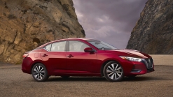 2021 Nissan Sentra Gets Standard Smartphone Integration, Costs $100 More