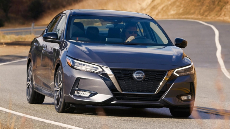 2021 Nissan Sentra Gets Standard Smartphone Integration, Costs $100 More 2021 Nissan Sentra Gets Standard Smartphone Integration, Costs $100 More