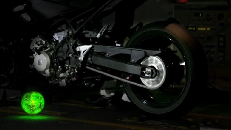 Kawasaki announces gasoline-electric hybrid motorcycle