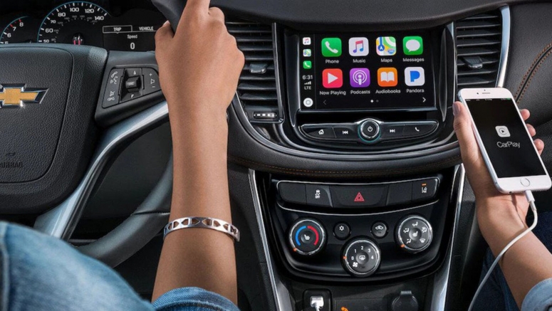 Pre-2021MY GM Models Won't Get Wireless Apple CarPlay Or Android Auto