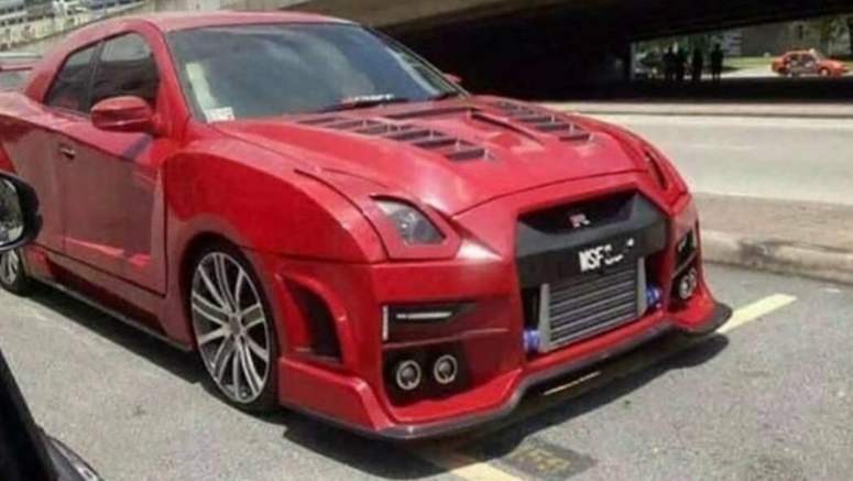This Poorly Executed Nissan GT - R Replica Won't Fool Anyone This Poorly Executed Nissan GT-R Replica Won't Fool Anyone
