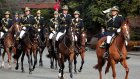 Imperial Guard members show determination in Tokyo parade